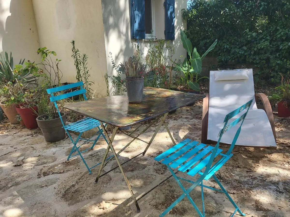 Bed and Breakfast Le Cabanon Ménerbes Frankreich
