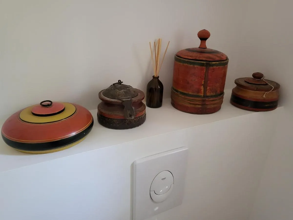 Le Cabanon Bed and Breakfast Ménerbes Bed & Breakfast